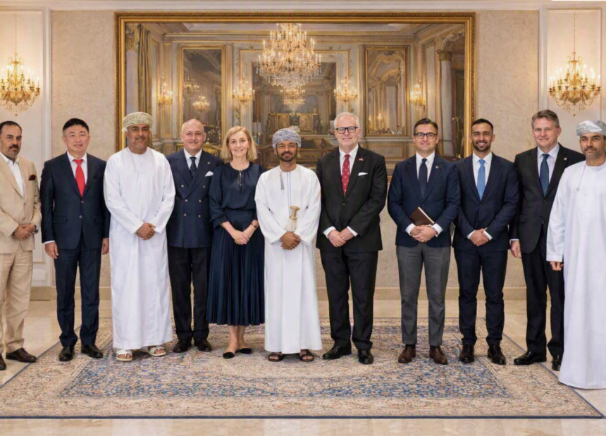 Sayyid Badr Reviews Economic and Cultural Alliances with Oman’s Honorary Consuls in Salalah Sayyid Badr Reviews Economic and Cultural Alliances with Oman’s Honorary Consuls in Salalah